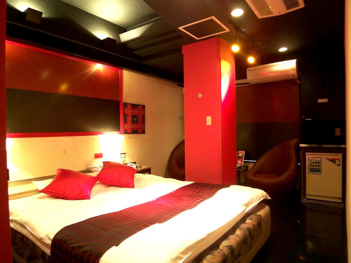 Hotel Dressy (Adults Only) Himeji Exteriör bild