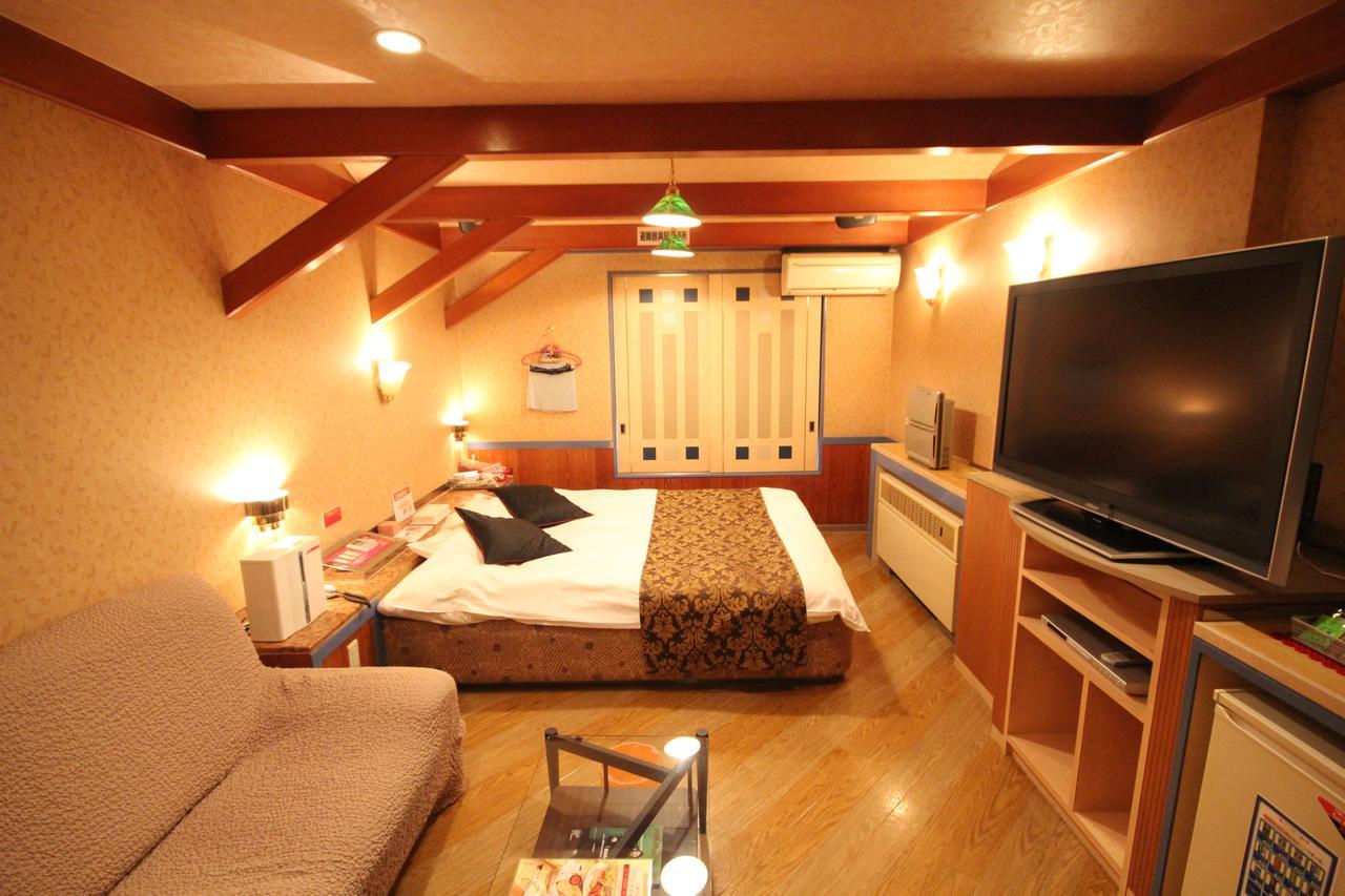 Hotel Dressy (Adults Only) Himeji Exteriör bild